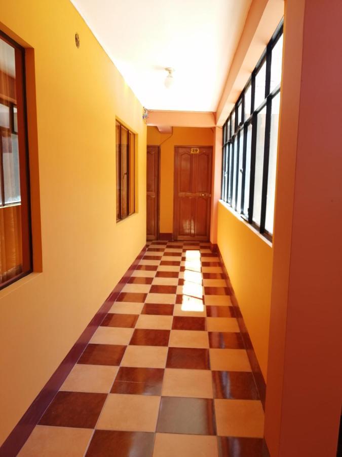 Olas Del Titicaca Backpackers Hostel Copacabana  Exterior photo
